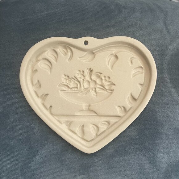 Pampered Chef Stoneware Molds Set of 4 - Picture 4 of 6